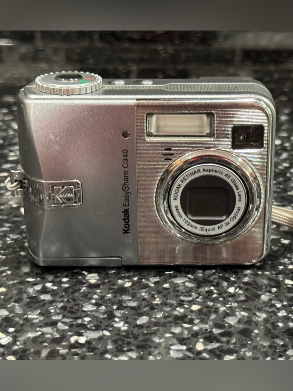 Kodak EasyShare C340 Silver Point-and-Shoot Digital Camera